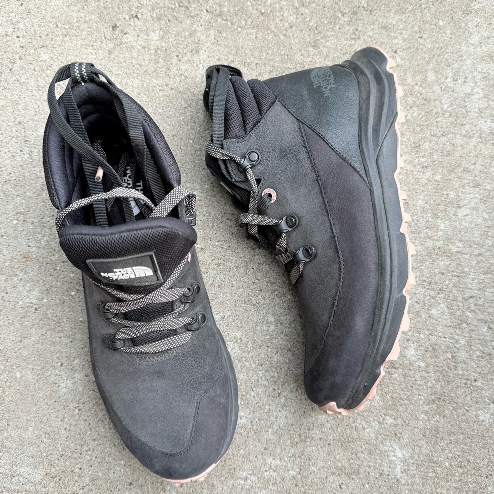 The North Face Women's Raedonda Boot Sneakers size 8.5 - Picture 3 of 8